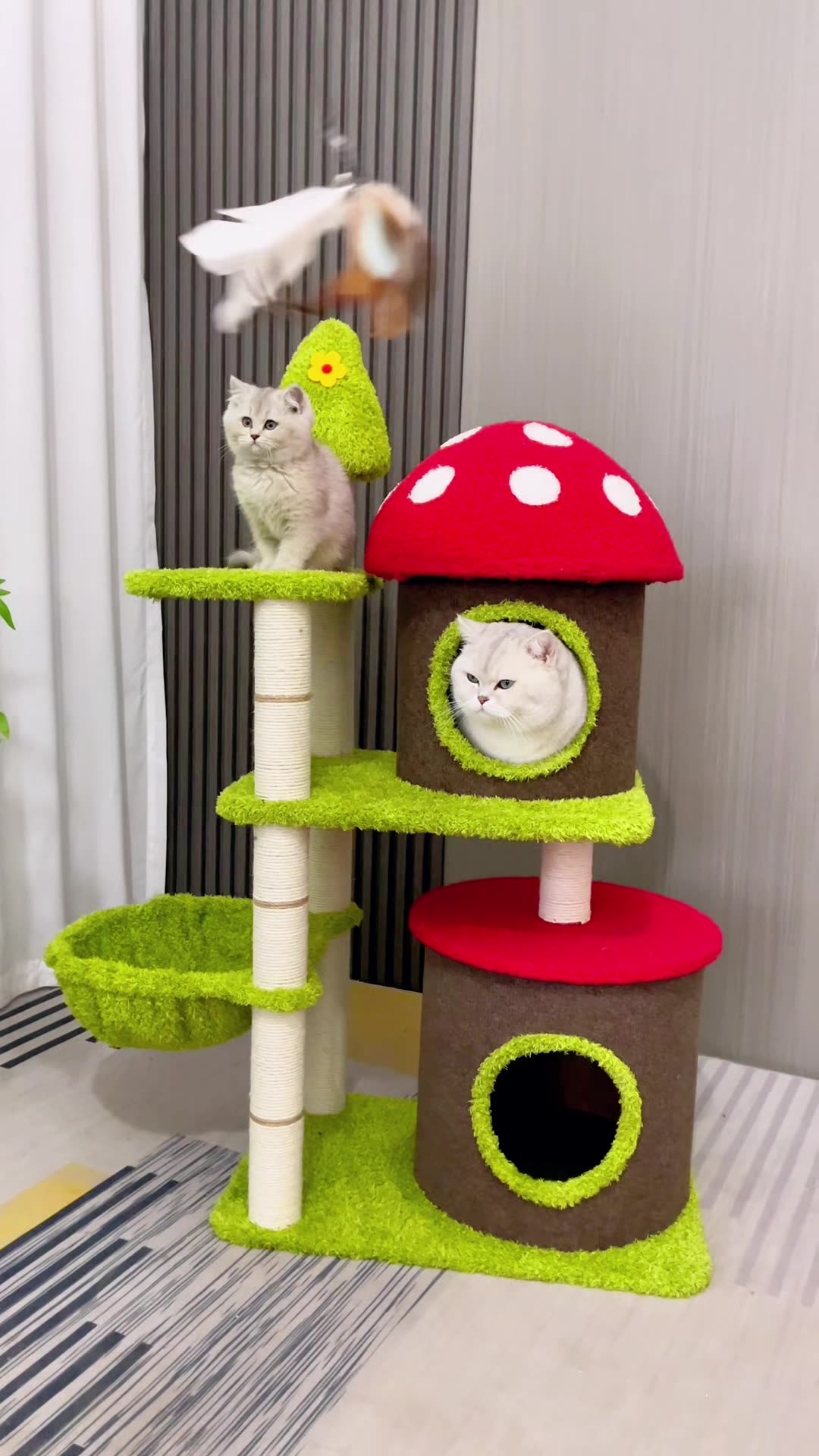 BABEECATS Mushroom Cat Climbing Frame