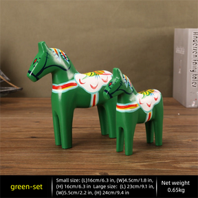 Swedish Dala painted wooden horse ，Hand-painted crafts，Literary and artistic ornaments