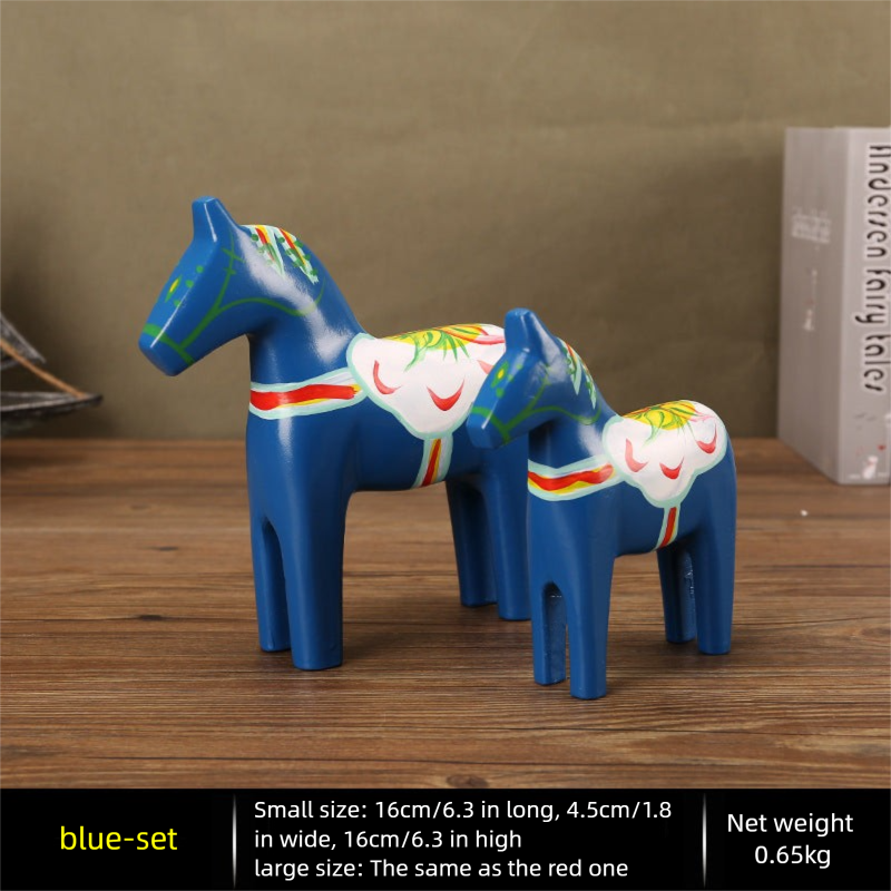 Swedish Dala painted wooden horse ，Hand-painted crafts，Literary and artistic ornaments