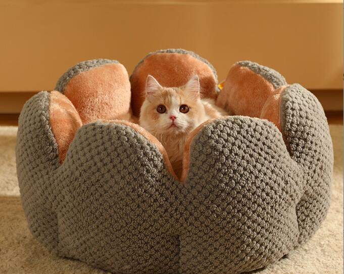 BABEECATS Cactus Petal Shaped Cat Nest