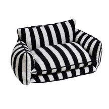 BABEECATS Trendy Striped Faux Lambswool Double Layer Dog & Cat Sofa Bed