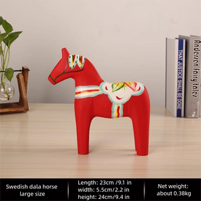 Swedish Dala painted wooden horse ，Hand-painted crafts，Literary and artistic ornaments